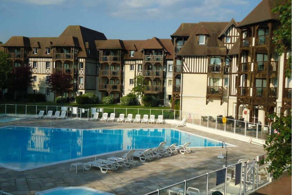 Tres Bel Appartement 8 Personnes Wifi Offert Довиль Экстерьер фото